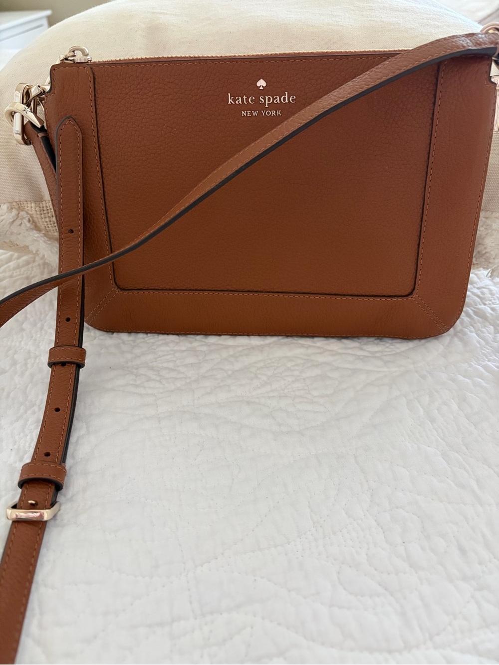 Kate Spade Lena Leather Crossbody Bag in Cognac Brown